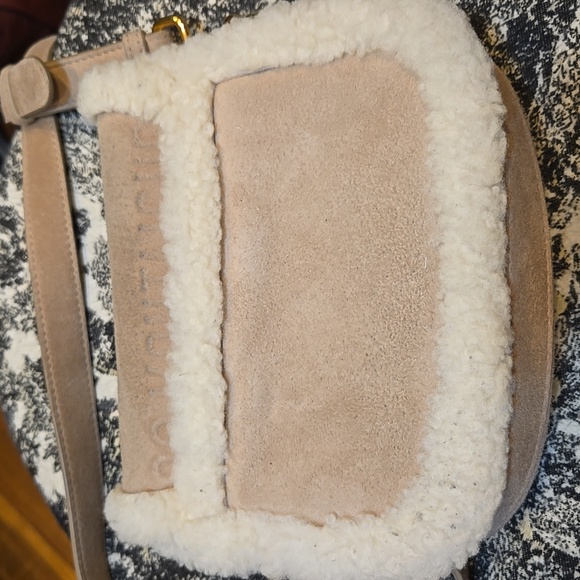 ❤️❤️ Christian Dior Bobby Shearling Suede Mouton Beige 0340, COA included - Picture 12 of 16